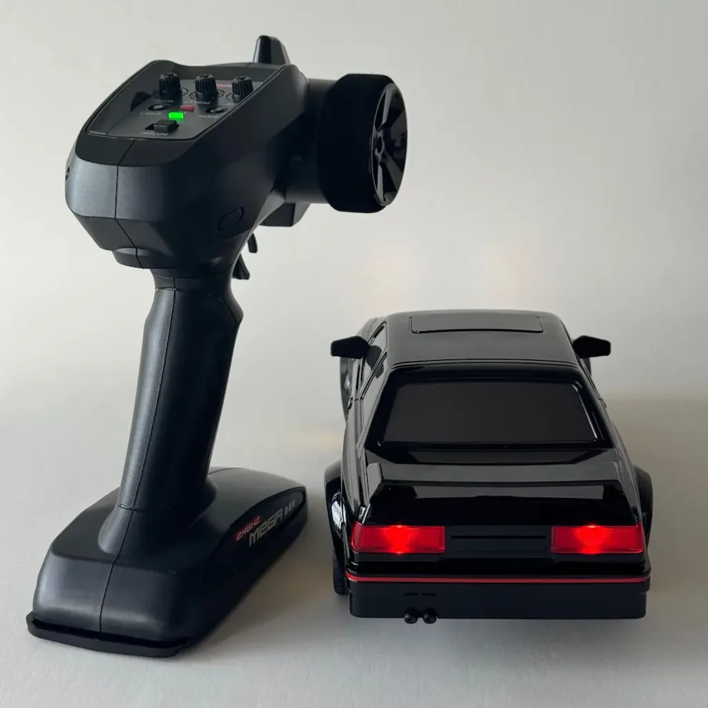 auto-rc-whoosh-retro-foto9