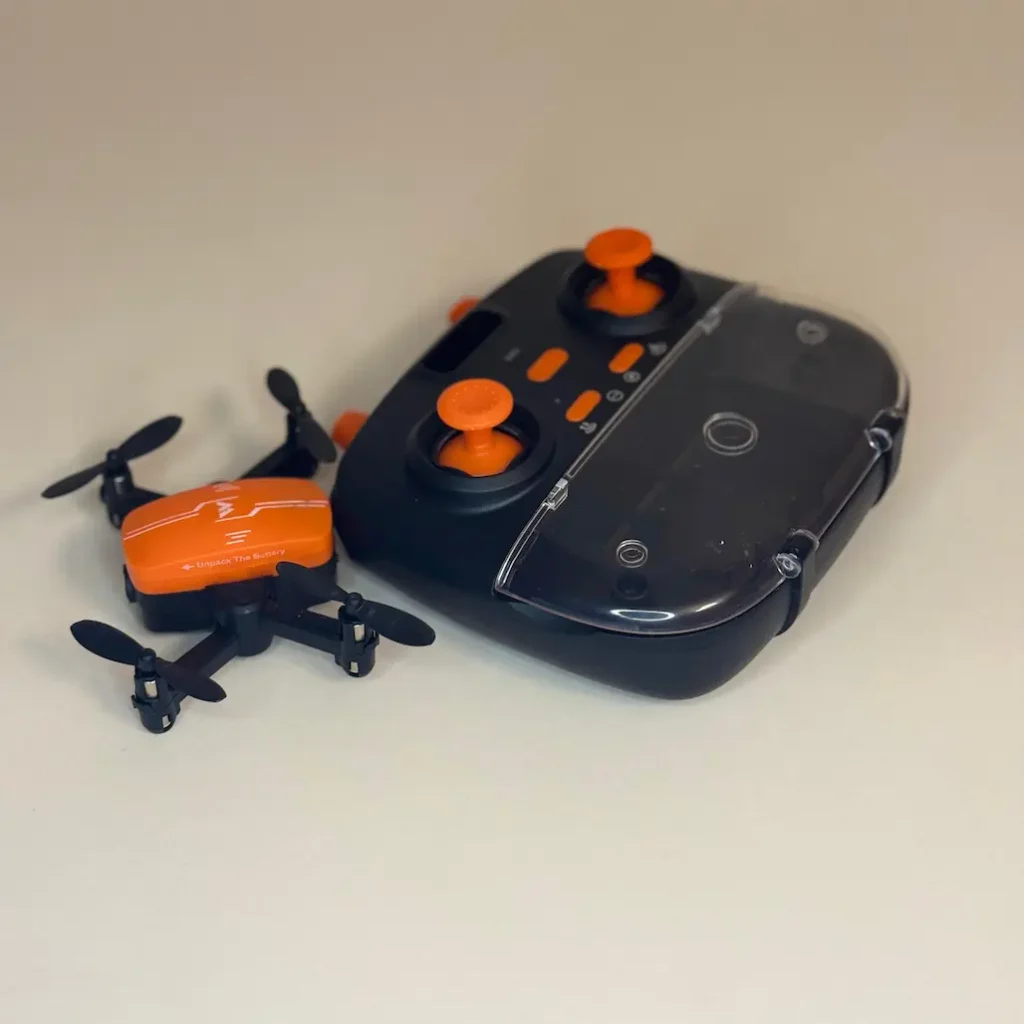 dron-mini-nano-flyer-s-foto7
