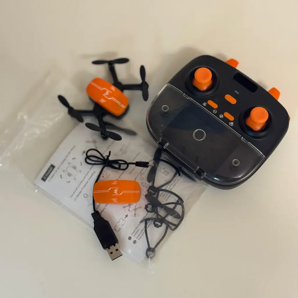 dron-mini-nano-flyer-s-foto8